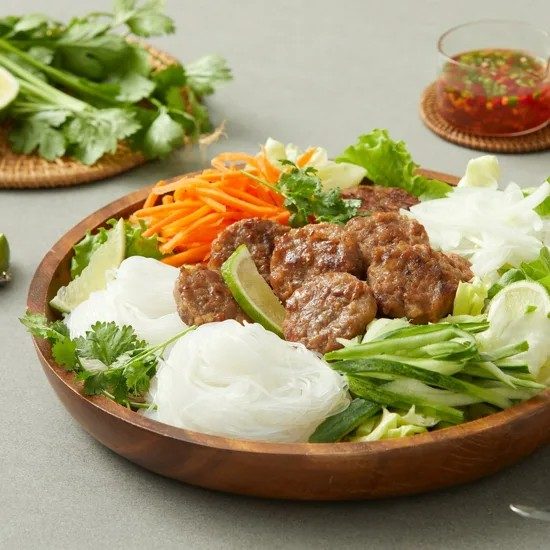 9750 CJ Bibigo Bite-Sized Tteokgalbi 비비고 한입 떡갈비 320g