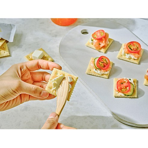 3623 Crown Saltine Crackers 크라운 참 크래커 280g